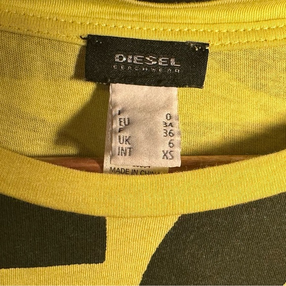 Diesel crop top. Size xs. Black and yellow. - Picture 3 of 5